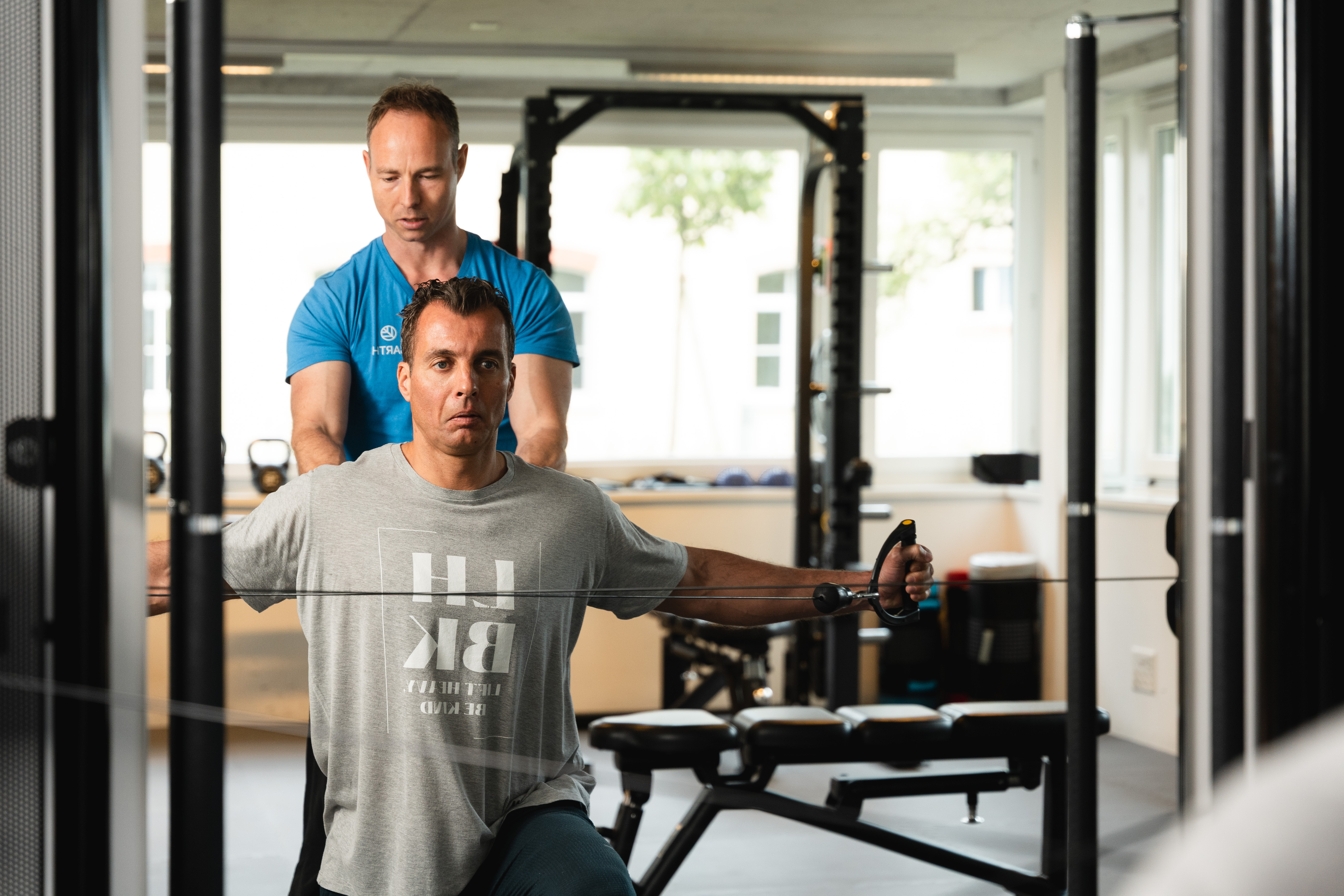 250505 Oliverx Karel 21